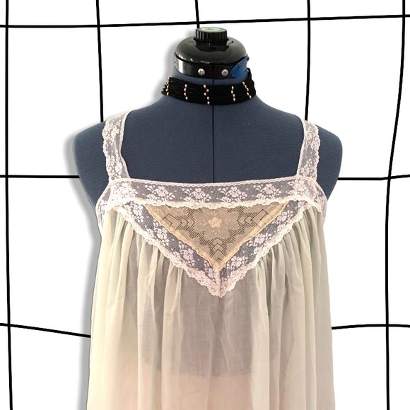 Vintage iris veil nightie - Picture 2 of 6